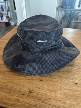 Columbia Black Textured Wide-Brim Sun Hat